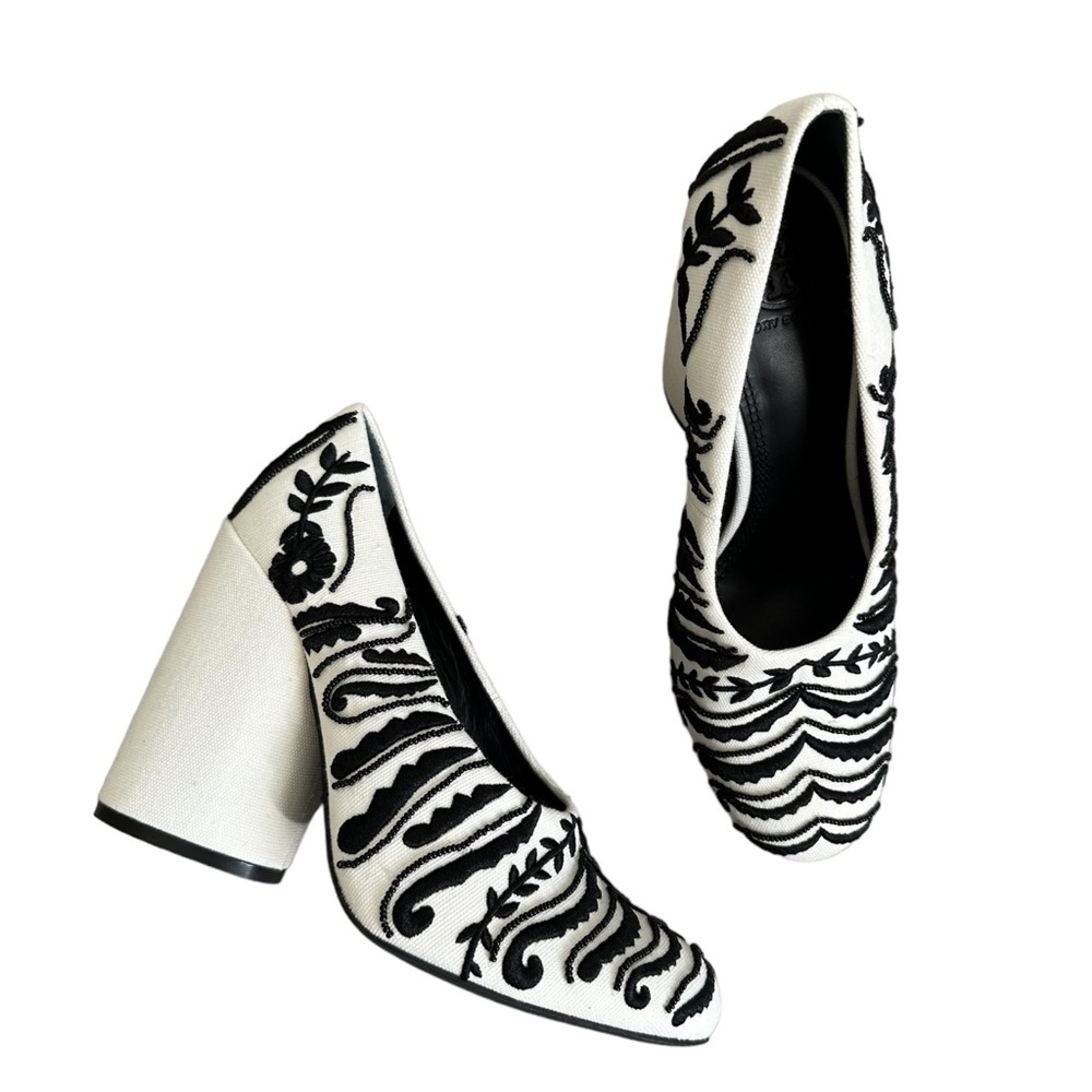 Tory Burch Lucia Embellished Chunky Pumps Heels Ivory Black Canvas Size 8